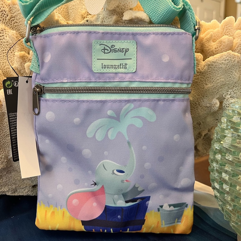 NWT Disney’s Loungefly Dumbo bathtime passport Crossbody